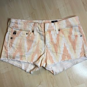 Ladies shorts